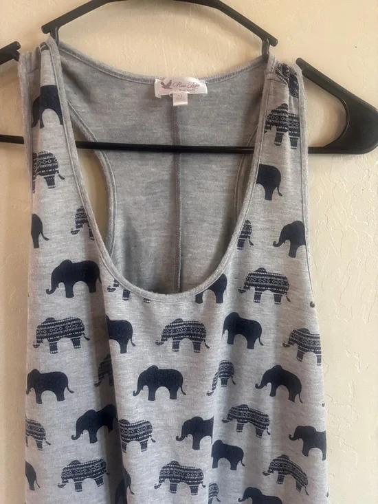 Aerie Gray Elephant Print Muscle Tank - Picture 4 of 5